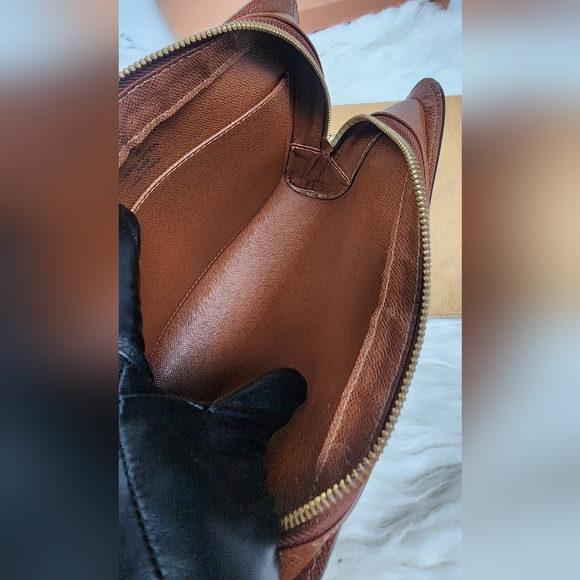 Authentic Louis Vuitton Monogram Orsay Clutch Hand Bag Full Set - Picture 12 of 16